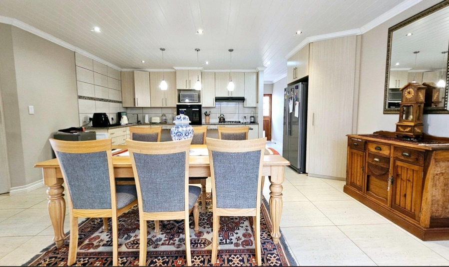 3 Bedroom Property for Sale in Monte Christo Western Cape